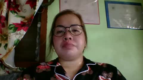 Lovewella online show from 02-14-26, 04:53