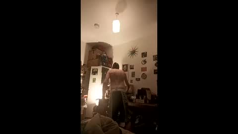 smalldick1975704669 online show from 05-04-26, 02:51