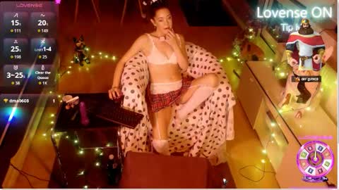 smallestgirlinchat online show from 10-02-25, 06:59