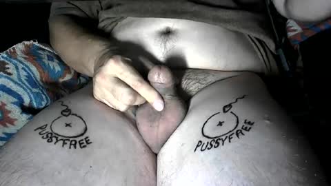 Snapshot of smallpenismwm chatting on 07-25-26, 12:03 pussyfree4eva online show from 07-25-26, 12:03