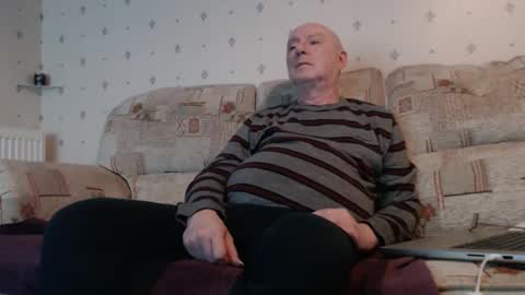 Steve online show from 03-08-26, 07:17