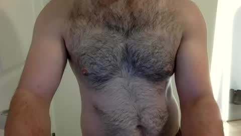 Snapshot of smallthrob chatting on 07-02-26, 12:21 smallthrob online show from 07-02-26, 12:21