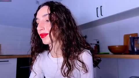 Snapshot of smart_eliz chatting on 02-19-26, 09:16 Elizabeth online show from 02-19-26, 09:16