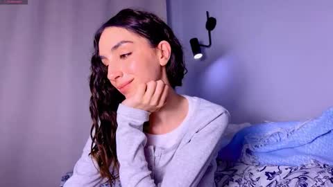 Snapshot of smart_eliz chatting on 02-26-26, 10:03 Elizabeth online show from 02-26-26, 10:03