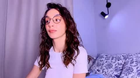 Snapshot of smart_eliz chatting on 03-01-26, 04:36 Elizabeth online show from 03-01-26, 04:36