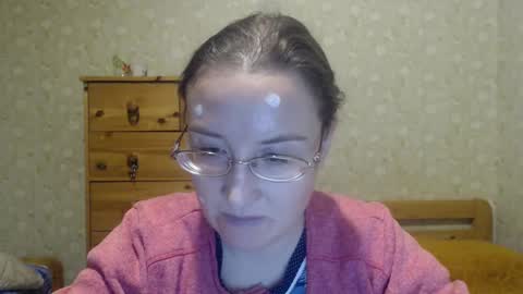 Snapshot of smart_rose chatting on 01-05-25, 11:12 smart_rose online show from 01-05-25, 11:12