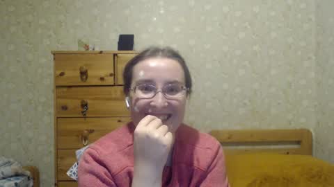 Snapshot of smart_rose chatting on 01-09-25, 01:39 smart_rose online show from 01-09-25, 01:39