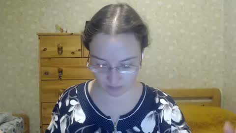 Snapshot of smart_rose chatting on 01-14-25, 07:00 smart_rose online show from 01-14-25, 07:00