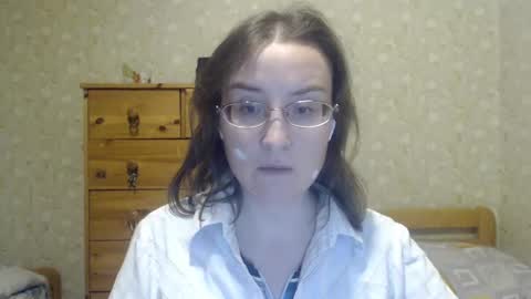 Snapshot of smart_rose chatting on 01-16-25, 10:44 smart_rose online show from 01-16-25, 10:44