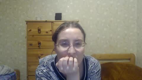 Snapshot of smart_rose chatting on 02-08-25, 01:11 smart_rose online show from 02-08-25, 01:11
