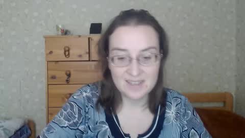 Snapshot of smart_rose chatting on 02-10-25, 12:29 smart_rose online show from 02-10-25, 12:29