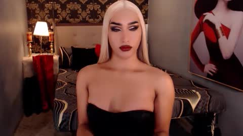 Snapshot of smasherqueen chatting on 02-16-26, 07:54 smasherqueen online show from 02-16-26, 07:54