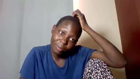 Snapshot of smilecuty chatting on 02-18-25, 04:37 Nancy Akinyi Otieno online show from 02-18-25, 04:37