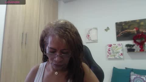 Smileth online show from 03-16-26, 01:04
