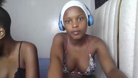 smiley luv1 online show from 03-10-26, 08:03