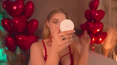 Mia online show from 02-14-26, 05:26