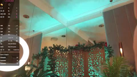 Mia online show from 03-11-26, 05:35