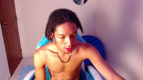 Snapshot of smith_66jr chatting on 11-28-25, 11:07 smitt jr online show from 11-28-25, 11:07