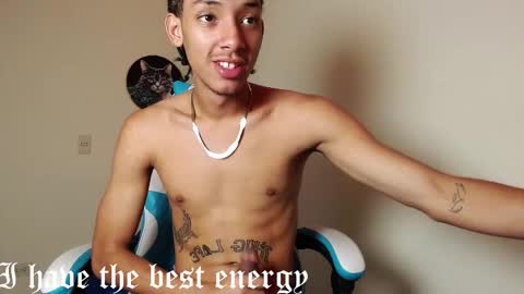 Snapshot of smith_66jr chatting on 12-19-25, 03:19 smitt jr online show from 12-19-25, 03:19