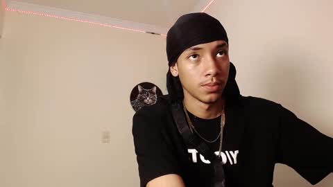 Snapshot of smith_66jr chatting on 01-09-26, 02:58 smitt jr online show from 01-09-26, 02:58