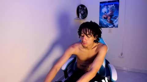 Snapshot of smith_66jr chatting on 03-16-26, 03:23 smitt jr online show from 03-16-26, 03:23