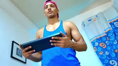 Snapshot of smith_fitness chatting on 06-27-26, 03:28 Smith Fitness online show from 06-27-26, 03:28