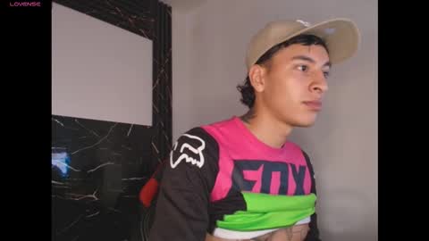 Snapshot of smith_grey chatting on 02-14-26, 05:53 smith grey online show from 02-14-26, 05:53