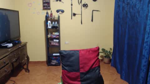 smith_lechosoxxx online show from 11-12-25, 09:32