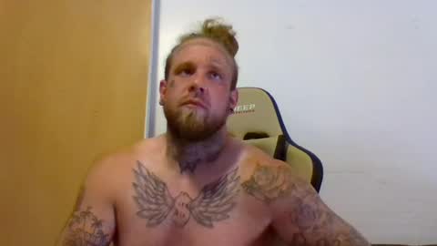 Snapshot of smokebluntafterblunt chatting on 07-03-26, 01:01 smoke online show from 07-03-26, 01:01