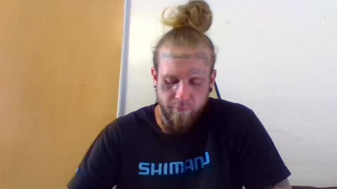 Snapshot of smokebluntafterblunt chatting on 07-07-26, 12:02 smoke online show from 07-07-26, 12:02