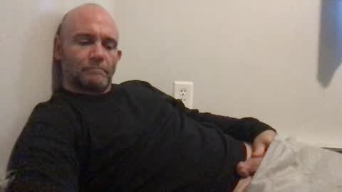 smokenfuk23 online show from 09-30-25, 02:00