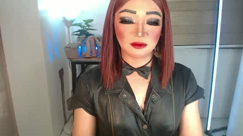 Amanda online show from 02-07-25, 01:22