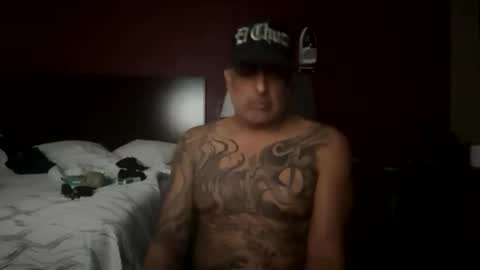 Snapshot of smokey915 chatting on 06-20-26, 03:37 Smokey915 online show from 06-20-26, 03:37