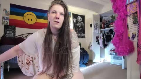 Snapshot of smokihippi chatting on 02-28-25, 11:56 Big Dawg online show from 02-28-25, 11:56