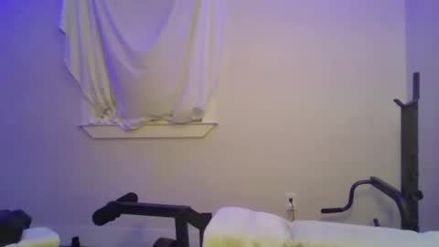 smoothmusclecam online show from 12-05-24, 03:04