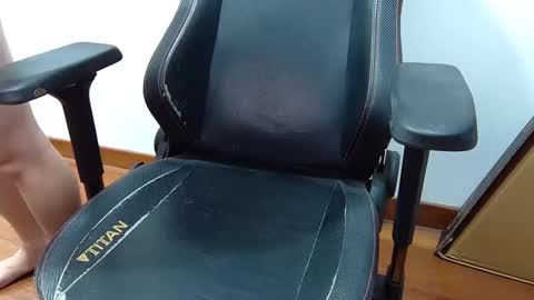 Snapshot of smoothasianm chatting on 04-06-26, 04:30 smoothasianm online show from 04-06-26, 04:30