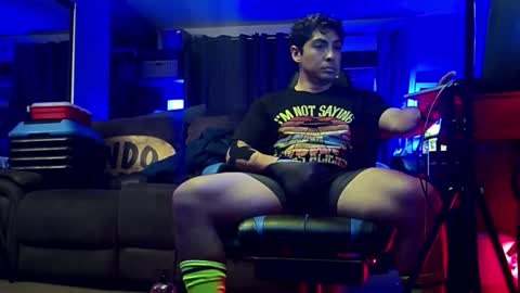 Snapshot of smoothjocknubie chatting on 11-24-25, 09:42 Myke Jackin online show from 11-24-25, 09:42