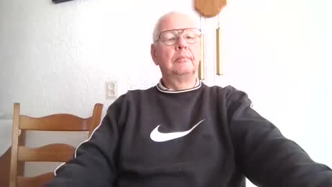 smoothy5460 online show from 02-18-25, 12:39