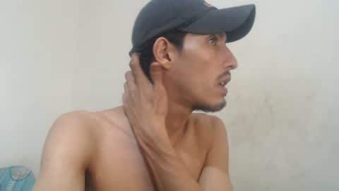 Snapshot of snackontime19 chatting on 06-15-26, 11:01 snackontime19 online show from 06-15-26, 11:01