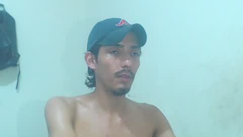 Snapshot of snackontime19 chatting on 07-15-26, 01:11 snackontime19 online show from 07-15-26, 01:11