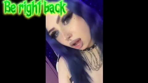 Snapshot of snake_bites chatting on 01-01-25, 02:09 Reeginaaaaa online show from 01-01-25, 02:09