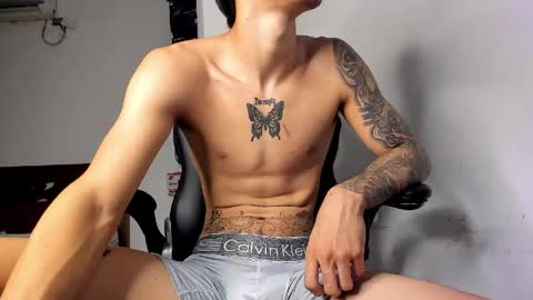 snakebutterfly online show from 05-02-26, 07:19