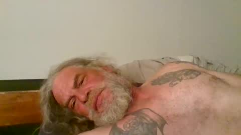 Snapshot of snap2play chatting on 09-20-25, 02:12 snap2play online show from 09-20-25, 02:12