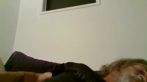 Snapshot of snap2play chatting on 10-17-25, 02:48 snap2play online show from 10-17-25, 02:48