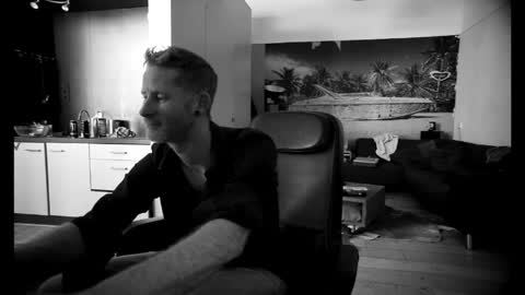 Snapshot of sneaky1985 chatting on 03-22-26, 02:20 sneaky1985 online show from 03-22-26, 02:20