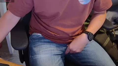 Sneakybill online show from 06-23-26, 07:06