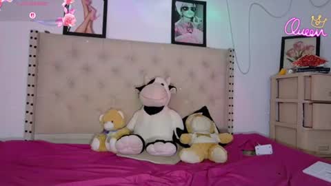 Hellen  online show from 06-14-26, 09:00