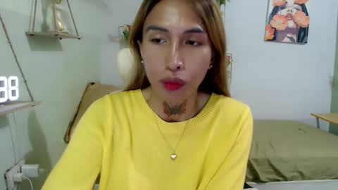 snow_2000 online show from 10-27-25, 07:12