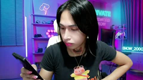 snow_2000 online show from 06-27-26, 01:43