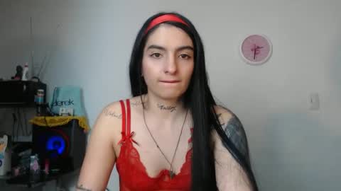 Snapshot of snow_sweet chatting on 03-25-26, 07:47 snow_sweet online show from 03-25-26, 07:47